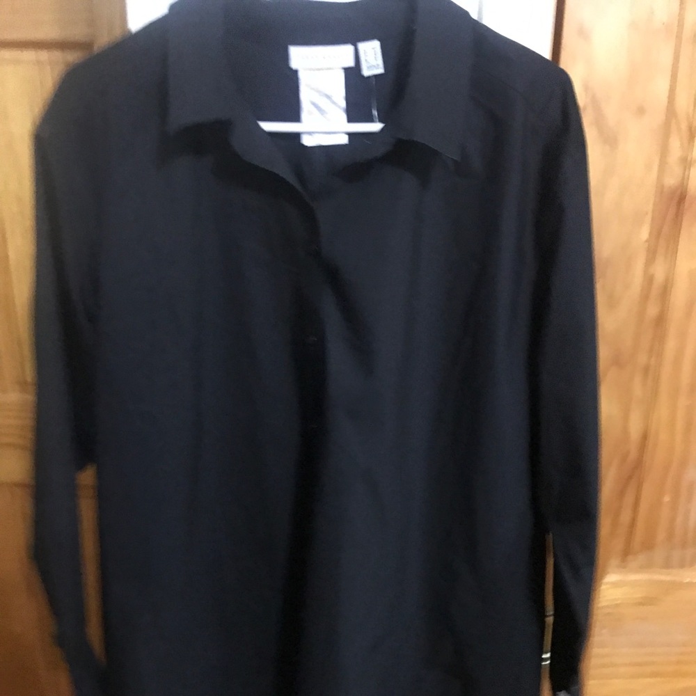🚫💲OLD LOCALLY🚫 Hi-Lo Plus button down